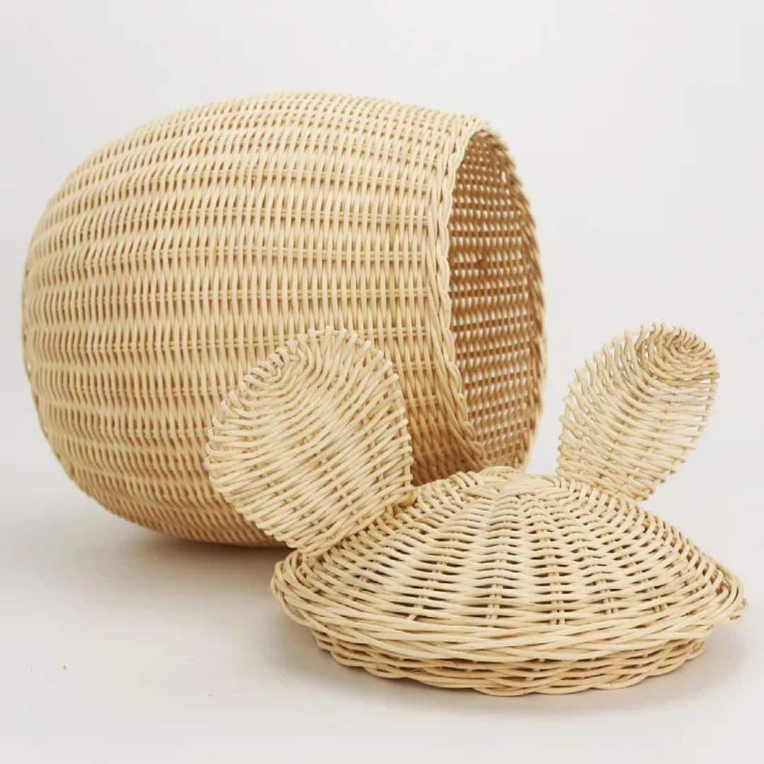 Set of two mouse-shaped rattan storage baskets with rounded ears – another view (2)