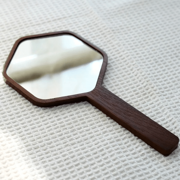 Vintage-style solid oak mirror with a rounded handle – another view