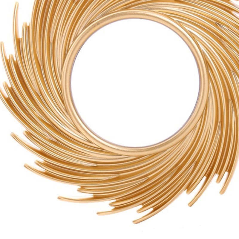 Round rattan vanity mirror with a discreet stand – close-up detail (2)