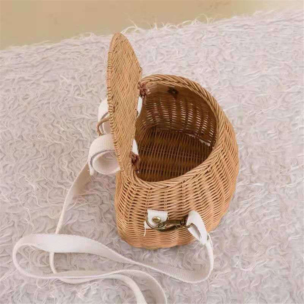 Compact wicker kids bike basket – another view