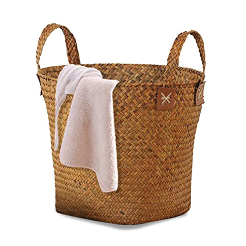 Round handmade natural straw basket with handles – another view (2)