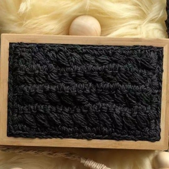 Vintage square rattan handbag – black variant, another view