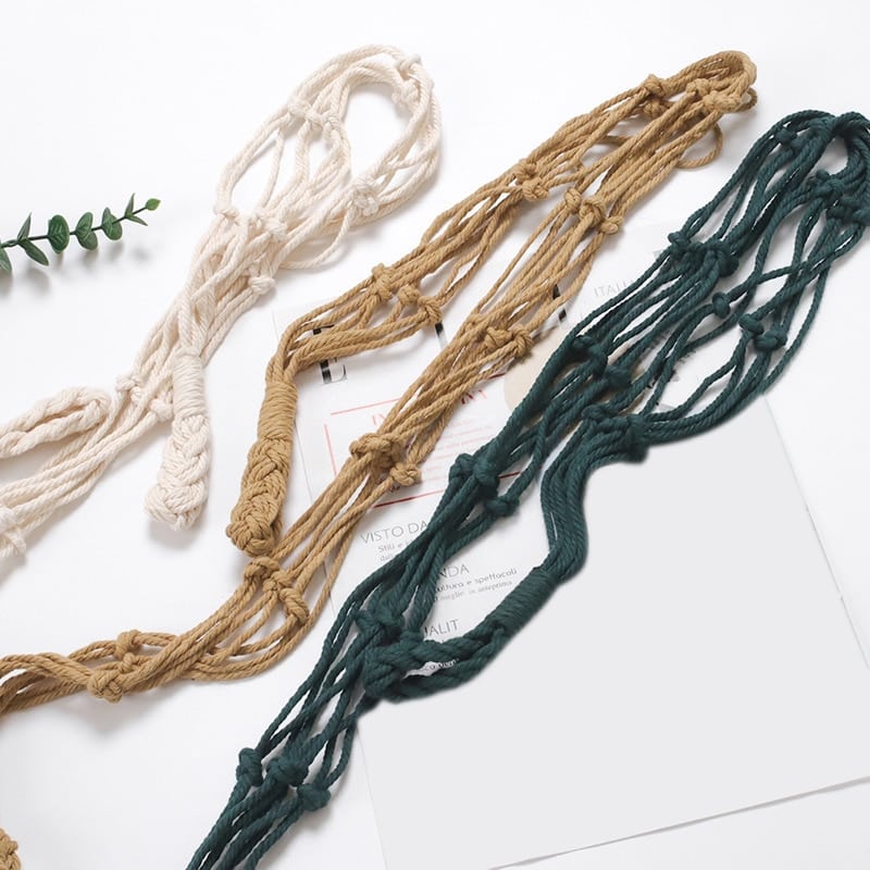Nordic hanging natural fiber rope holder – close-up detail