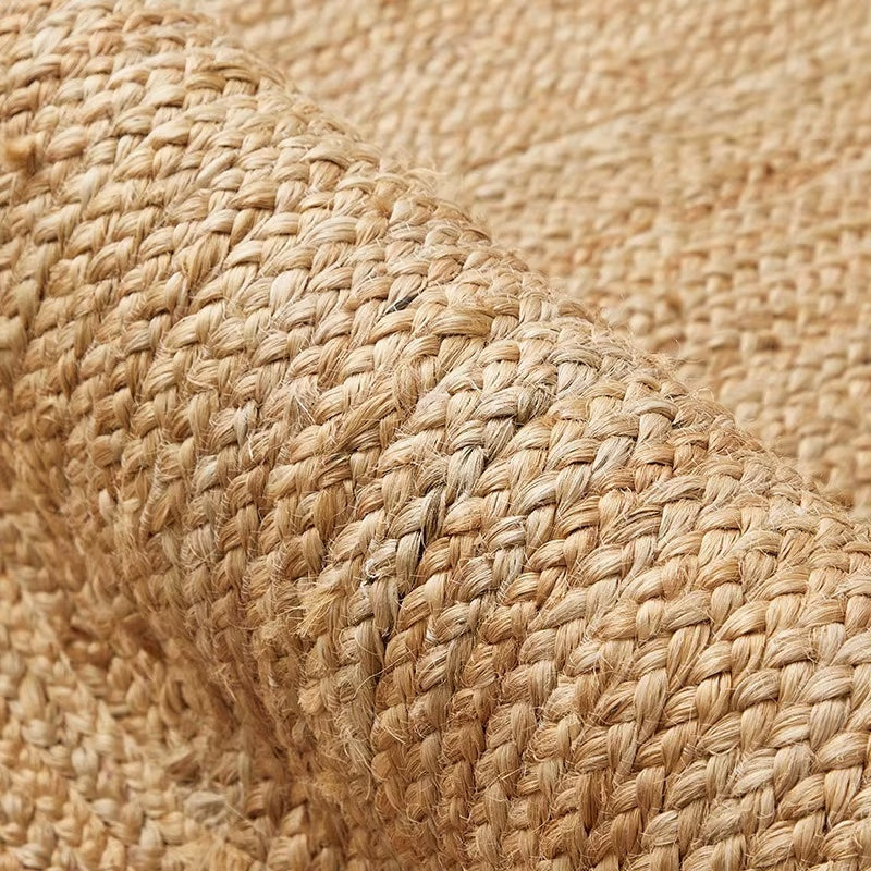 Golden pastoral wicker-look woven rug – close-up detail (2)